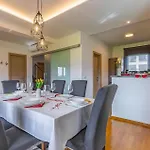 3 Bedroom Gorgeous In