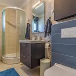 別荘 3 Bedroom Gorgeous In プーラ