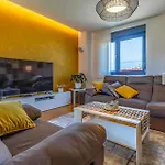 3 Bedroom Gorgeous In 別荘