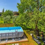 3 Bedroom Gorgeous In 別荘 *