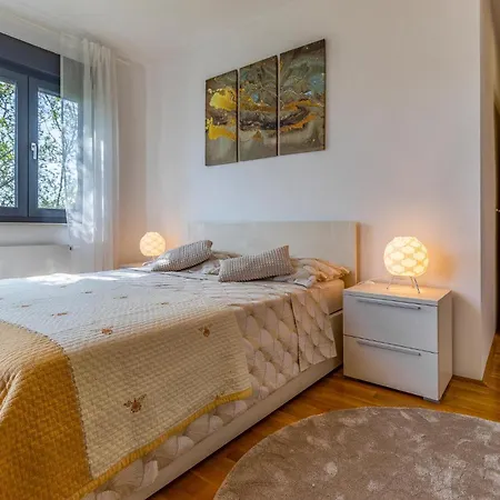 3 Bedroom Beautiful In