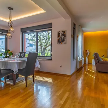 3 Bedroom Beautiful In *
