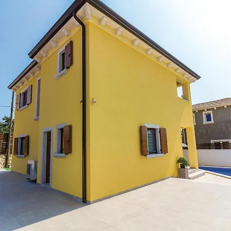 3 Bedroom Lovely In