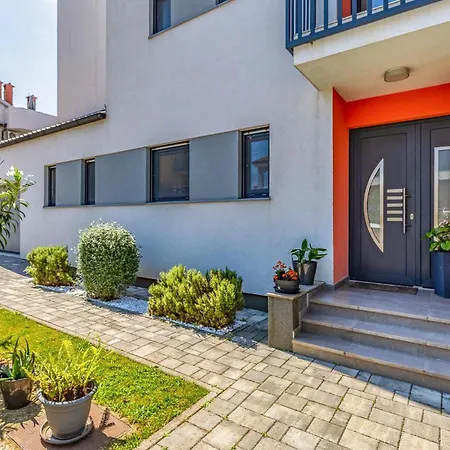 3 Bedroom Gorgeous In *